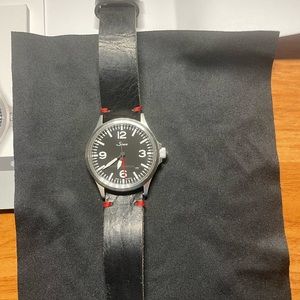 Sinn 556 A RS on Strap